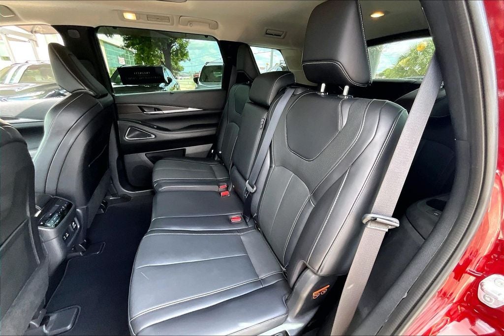 2023 INFINITI QX60 Sensory