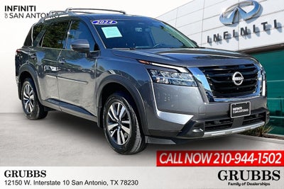 2024 Nissan Pathfinder SL