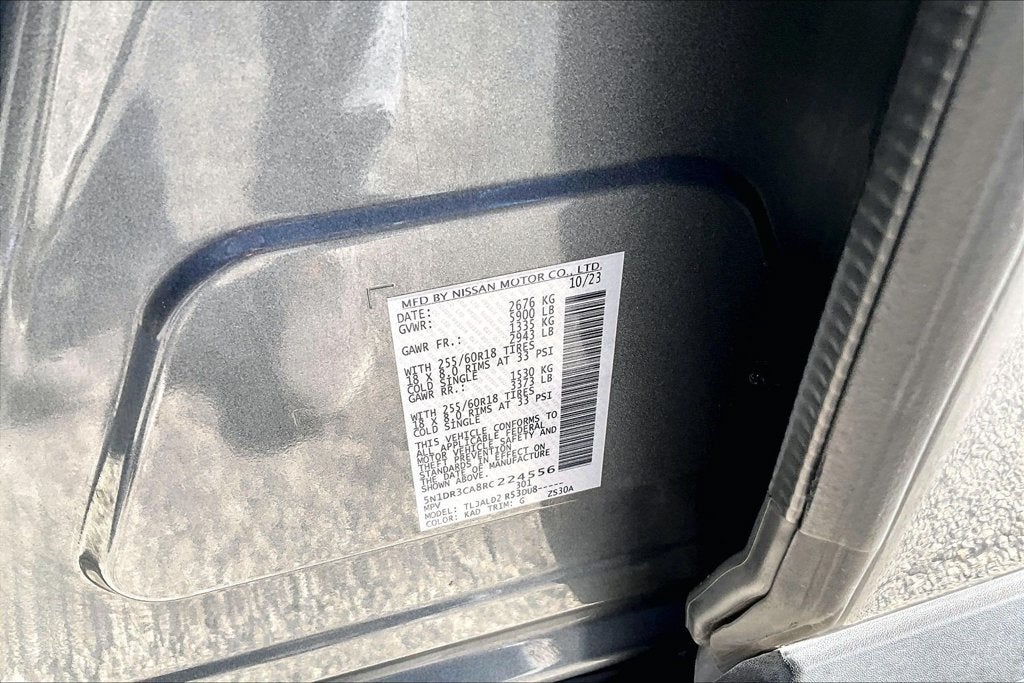 2024 Nissan Pathfinder SL