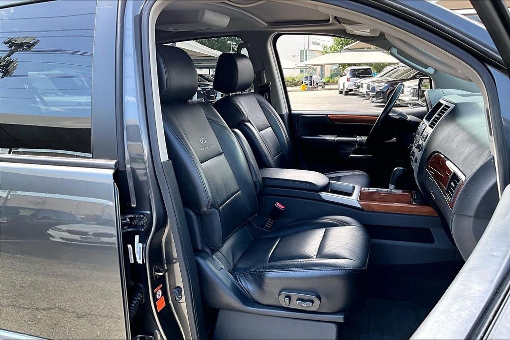 2010 INFINITI QX56 Base