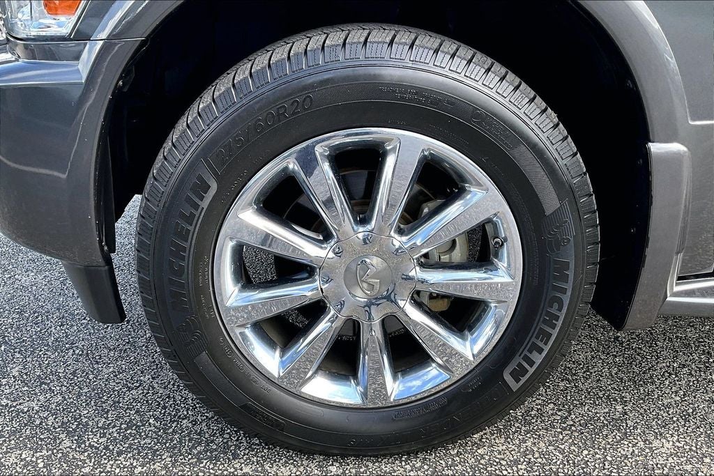 2010 INFINITI QX56 Base