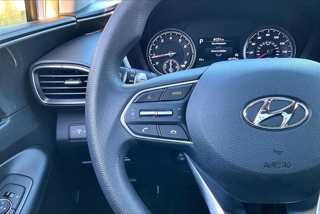 2022 Hyundai Santa Fe SE