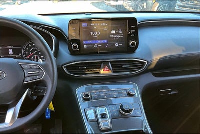2022 Hyundai Santa Fe SE