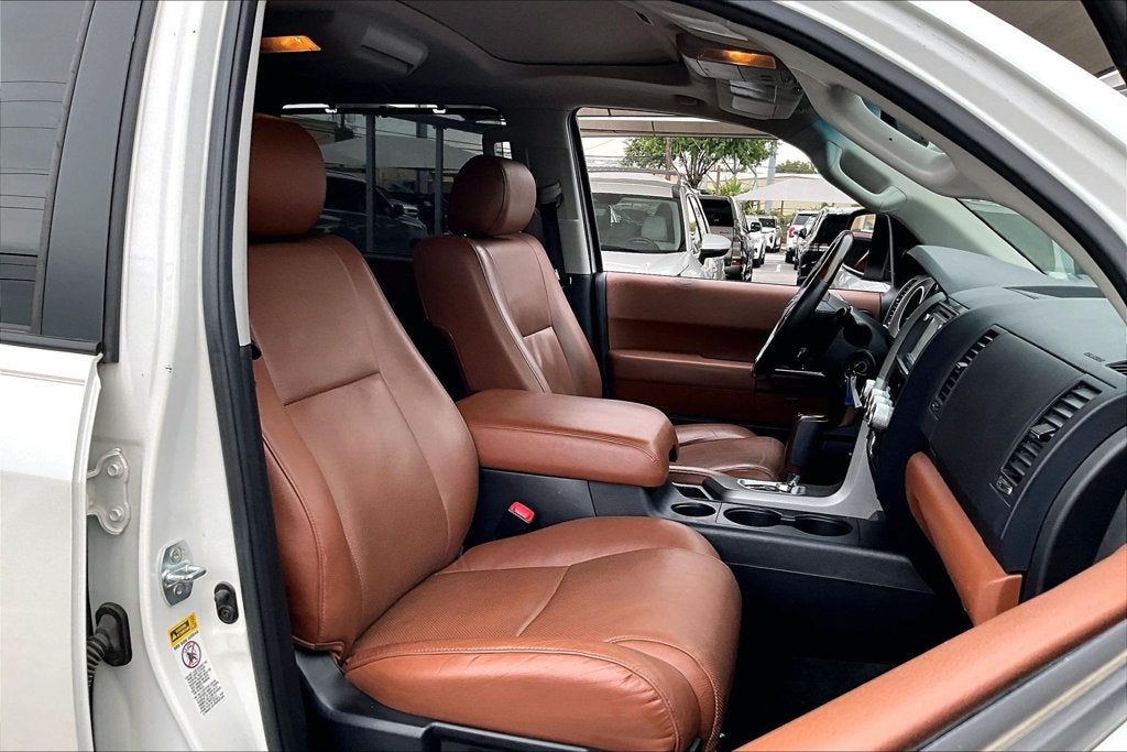 2016 Toyota Sequoia Platinum