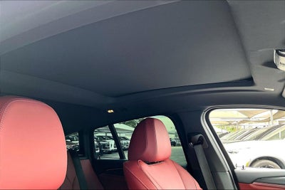2025 BMW X4 xDrive30i