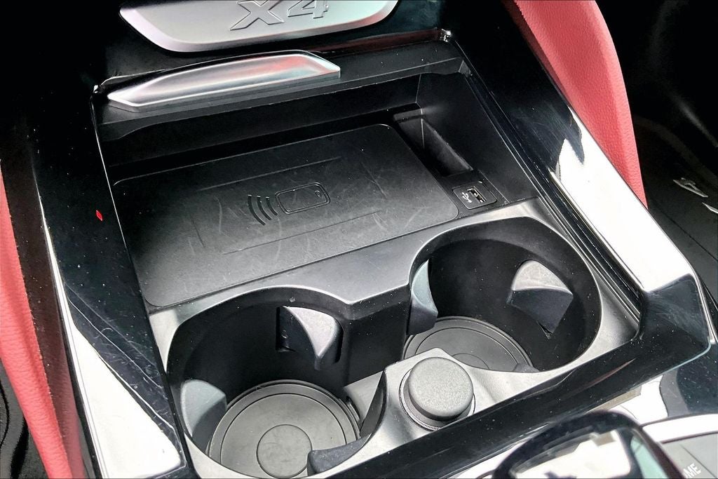 2025 BMW X4 xDrive30i
