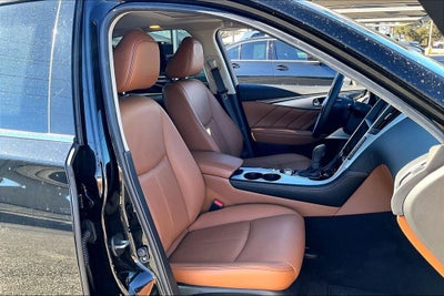 2023 INFINITI Q50 LUXE