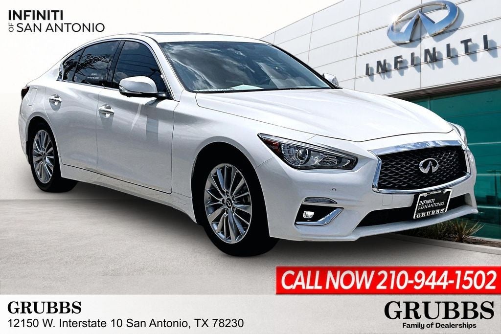 2023 INFINITI Q50 LUXE