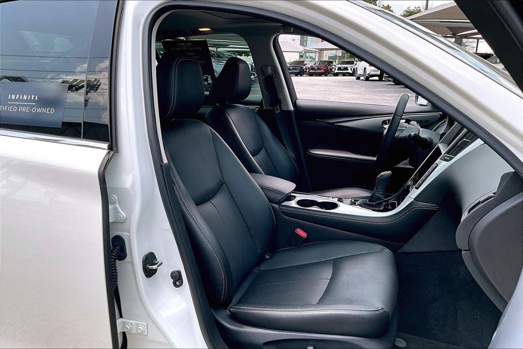 2023 INFINITI Q50 LUXE