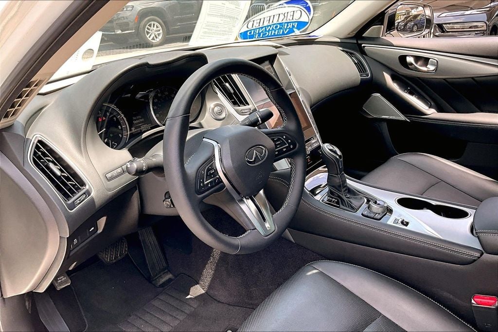 2023 INFINITI Q50 LUXE