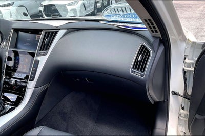 2023 INFINITI Q50 LUXE