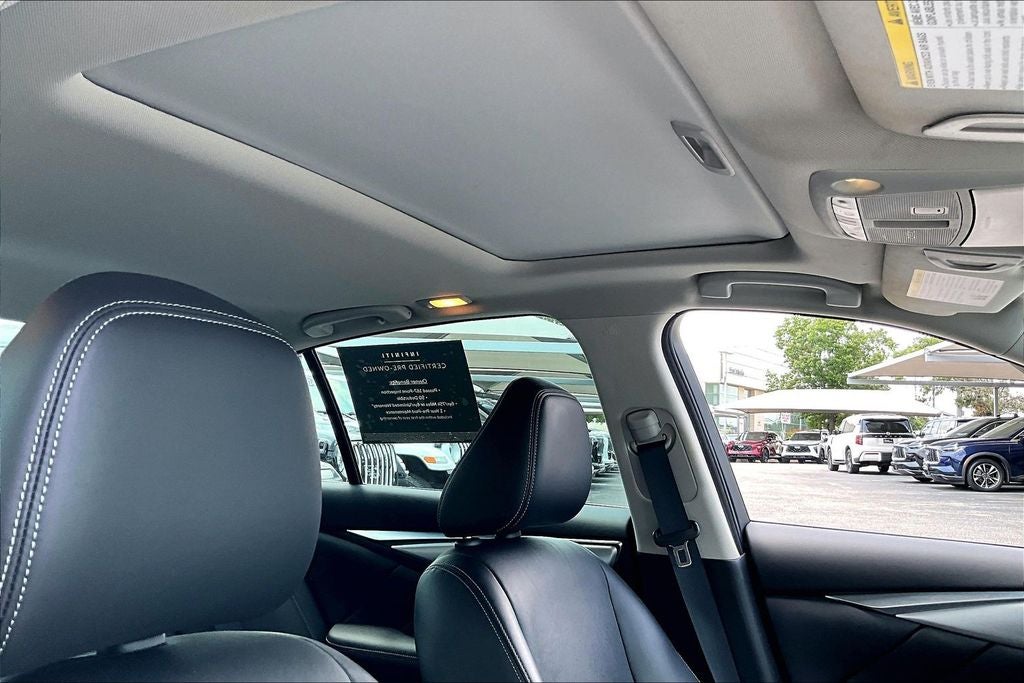 2023 INFINITI Q50 LUXE