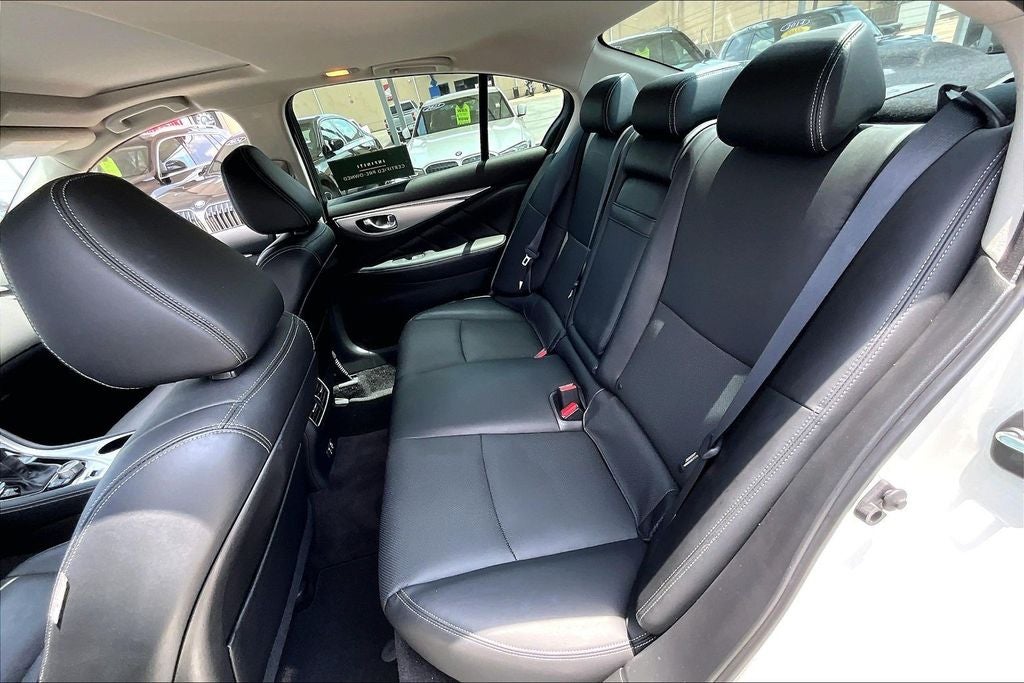 2023 INFINITI Q50 LUXE