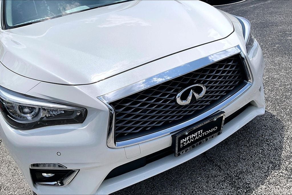 2023 INFINITI Q50 LUXE