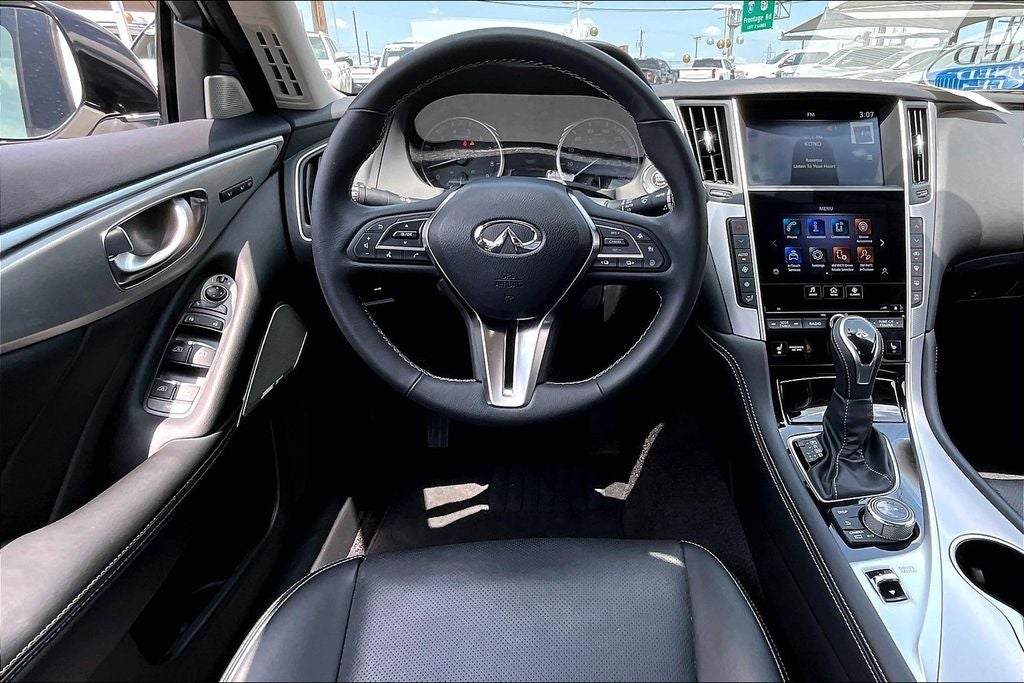 2023 INFINITI Q50 LUXE