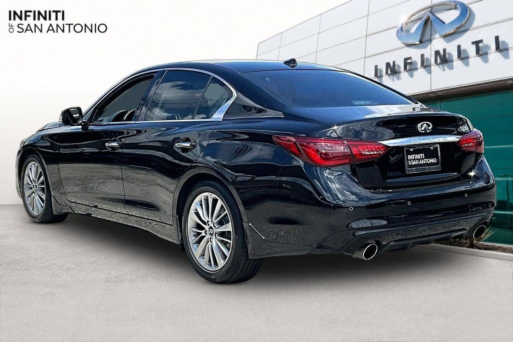 2023 INFINITI Q50 LUXE