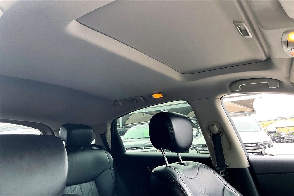 2011 INFINITI FX35 Base
