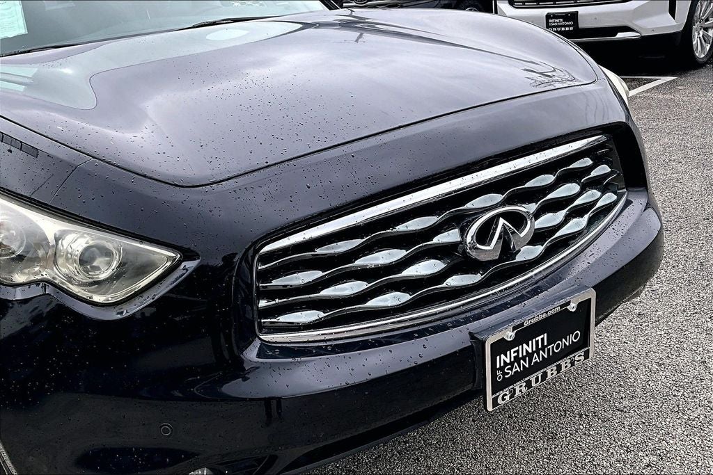 2011 INFINITI FX35 Base