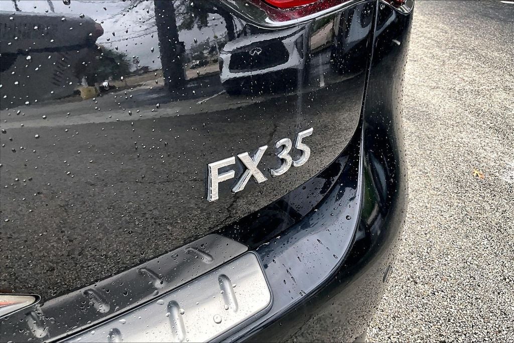2011 INFINITI FX35 Base