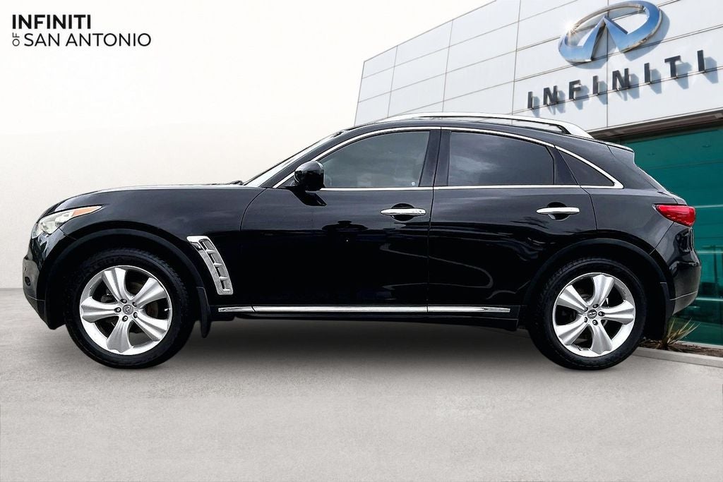 2011 INFINITI FX35 Base