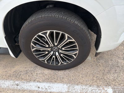 2025 Nissan Armada Platinum