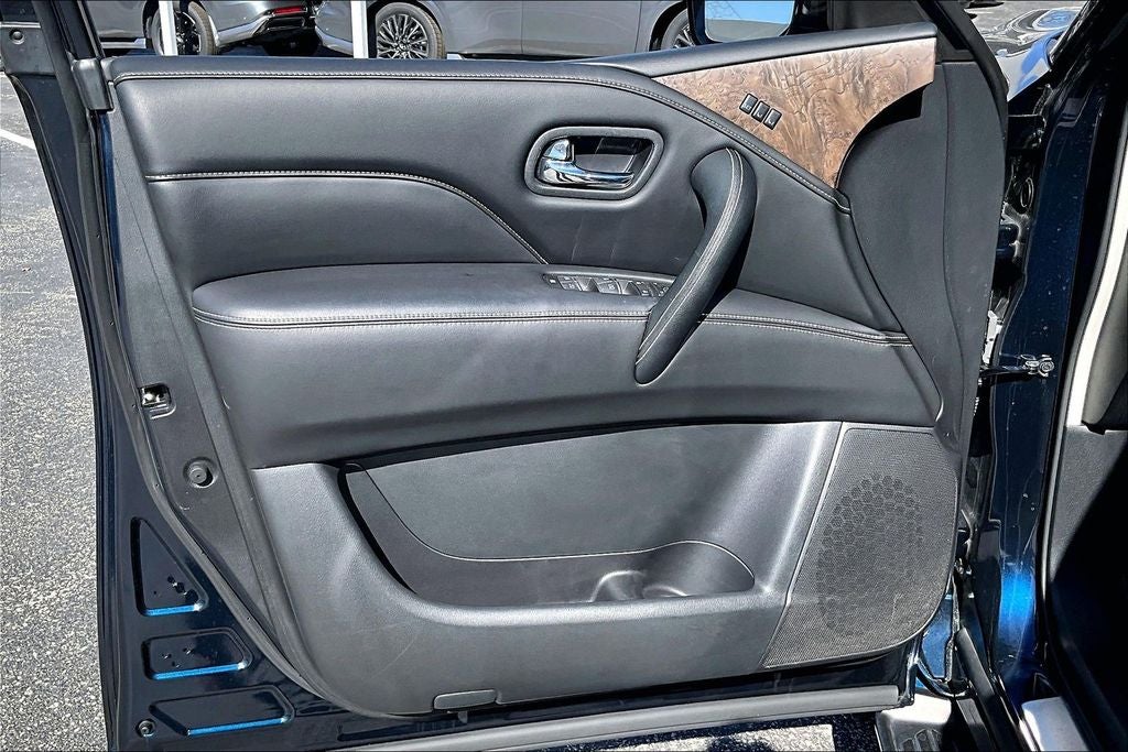 2024 INFINITI QX80 Premium Select