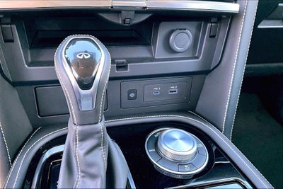 2024 INFINITI QX80 Premium Select