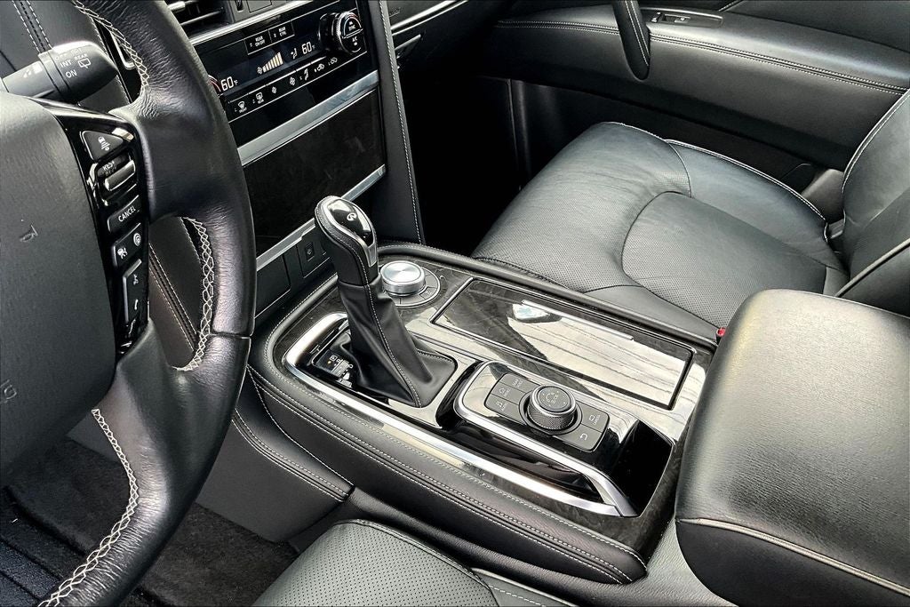 2024 INFINITI QX80 LUXE