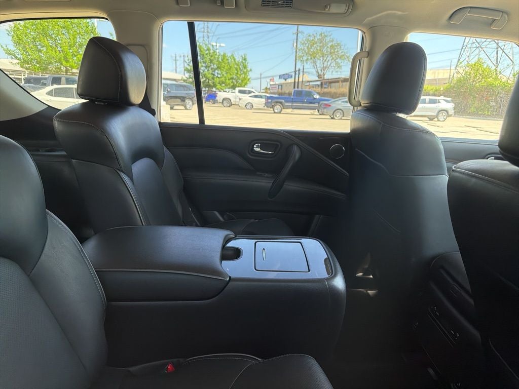 2024 INFINITI QX80 LUXE