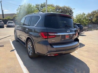 2024 INFINITI QX80 LUXE