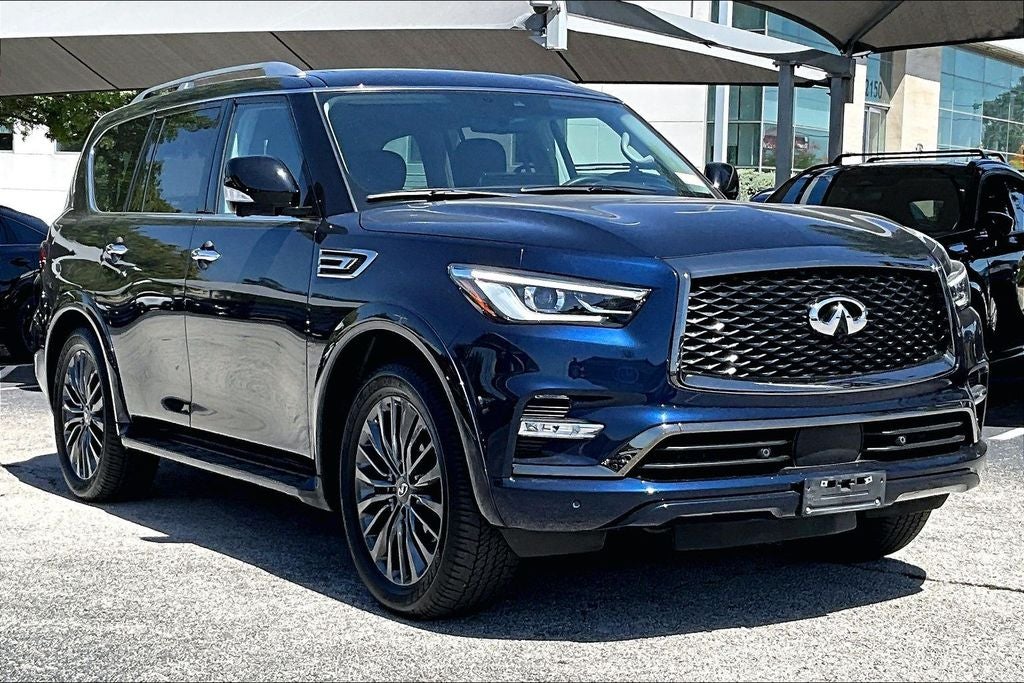 2023 INFINITI QX80 Premium Select