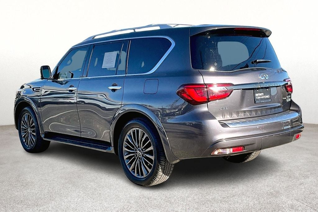 2023 INFINITI QX80 Premium Select