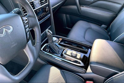 2023 INFINITI QX80 Premium Select