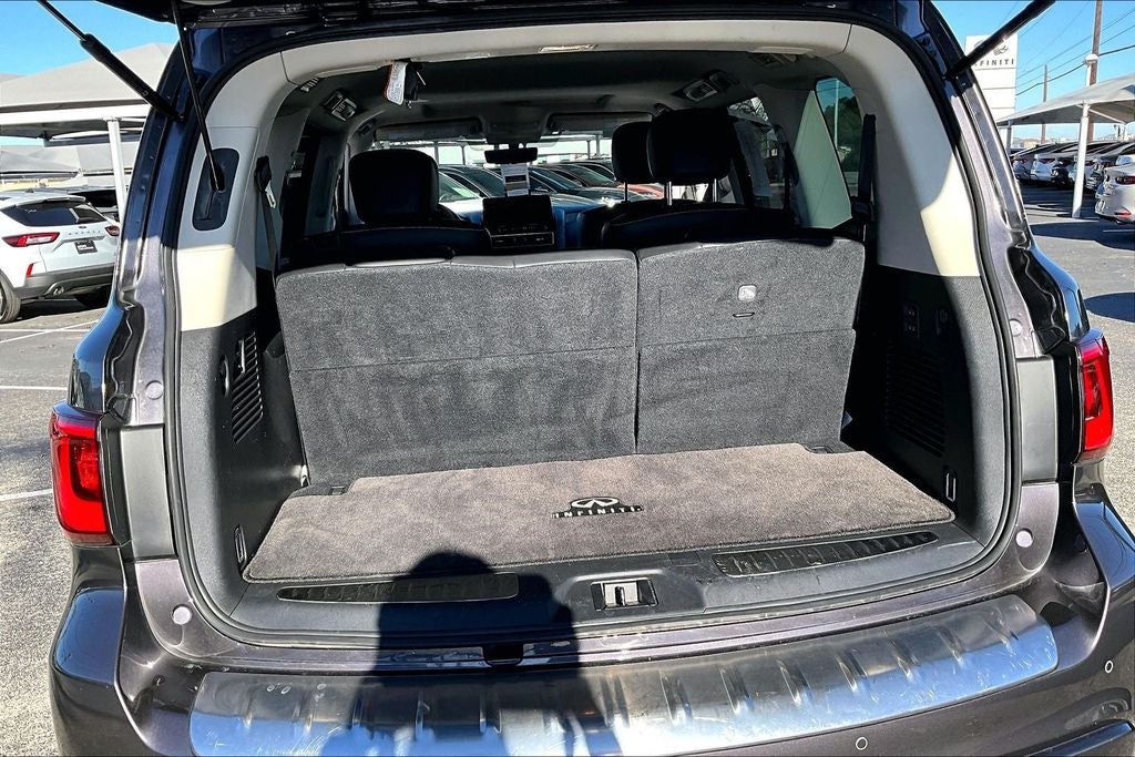 2023 INFINITI QX80 Premium Select