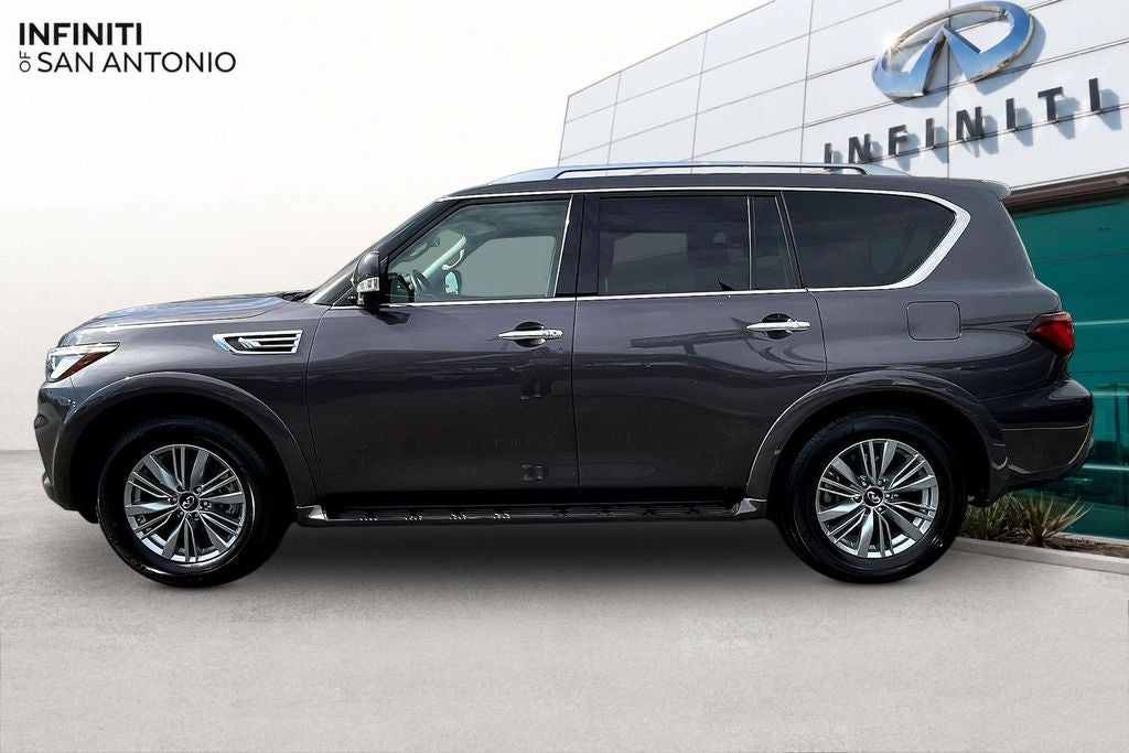 2024 INFINITI QX80 LUXE