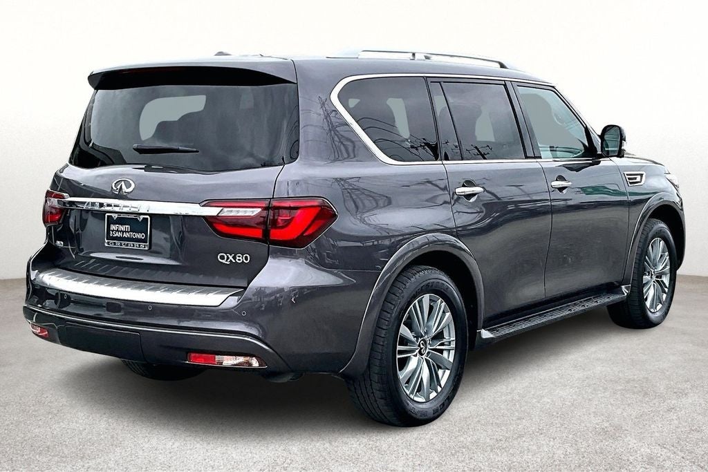 2024 INFINITI QX80 LUXE