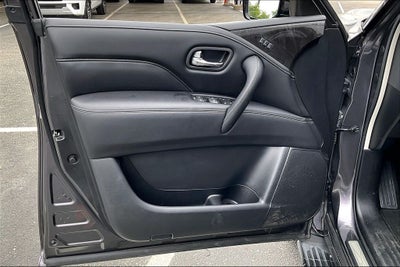 2024 INFINITI QX80 LUXE