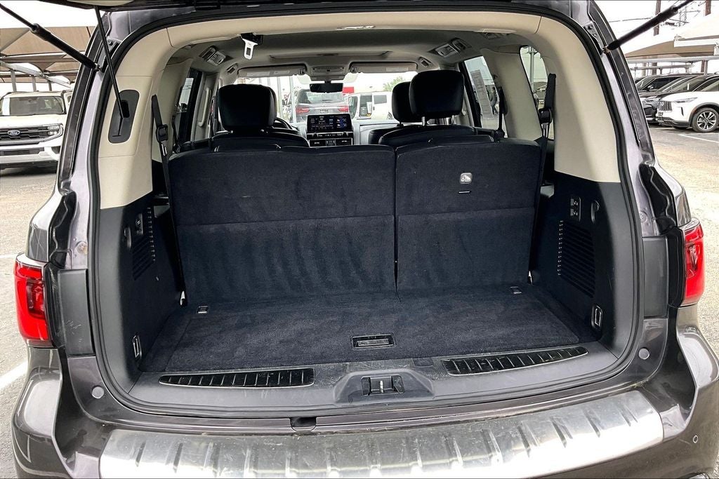 2024 INFINITI QX80 LUXE