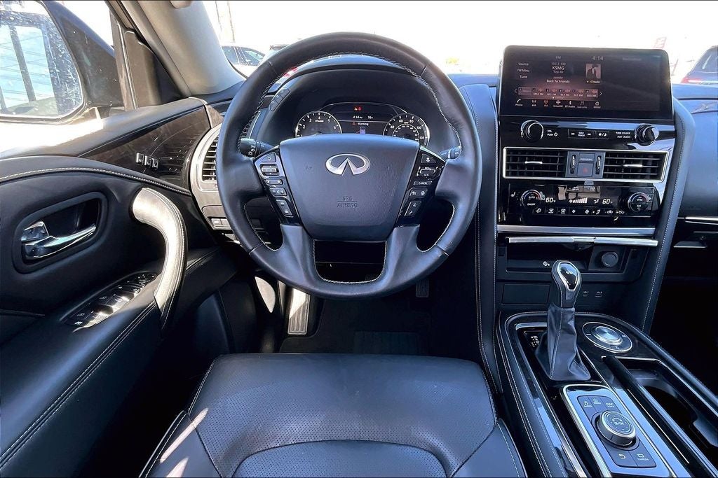 2024 INFINITI QX80 LUXE