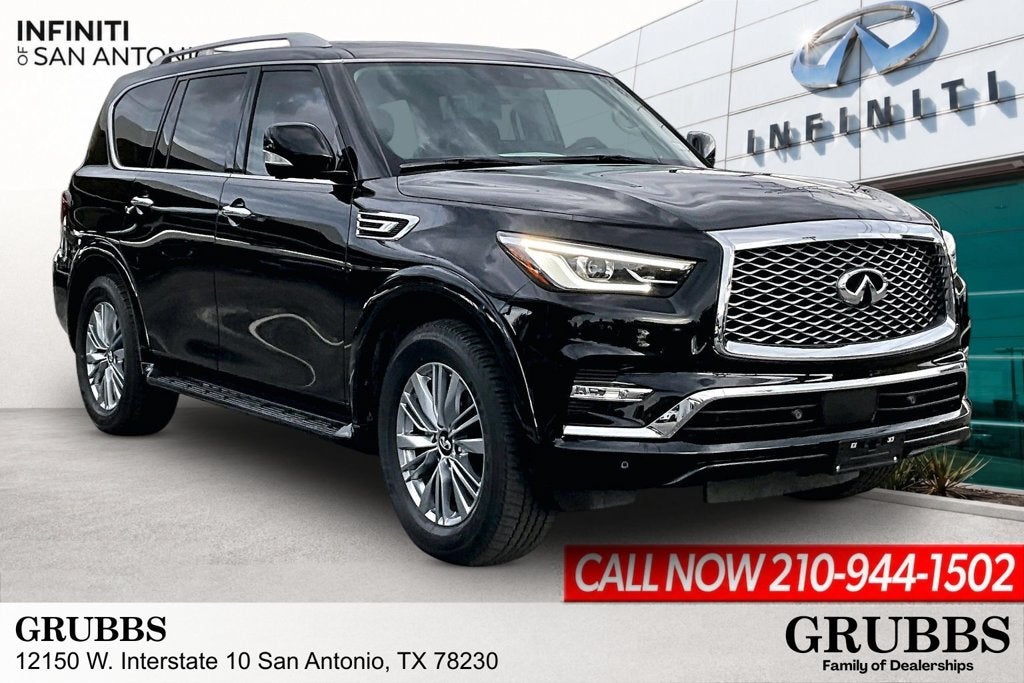 2023 INFINITI QX80 LUXE