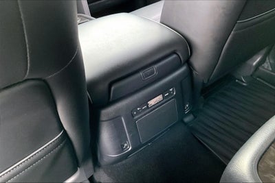 2023 INFINITI QX80 LUXE