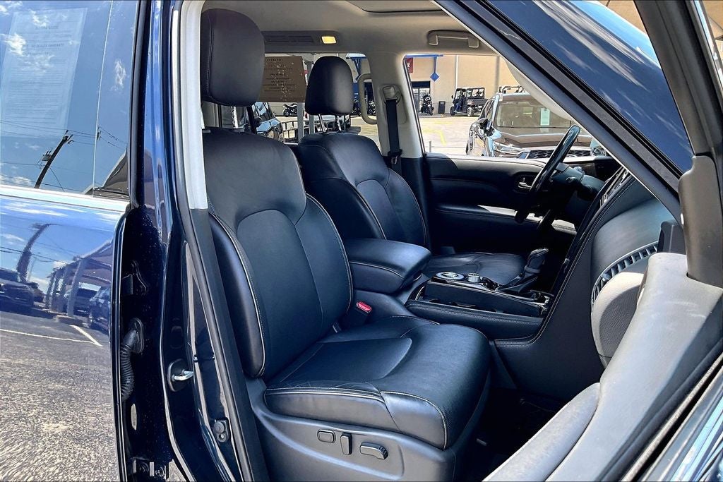2021 INFINITI QX80 LUXE