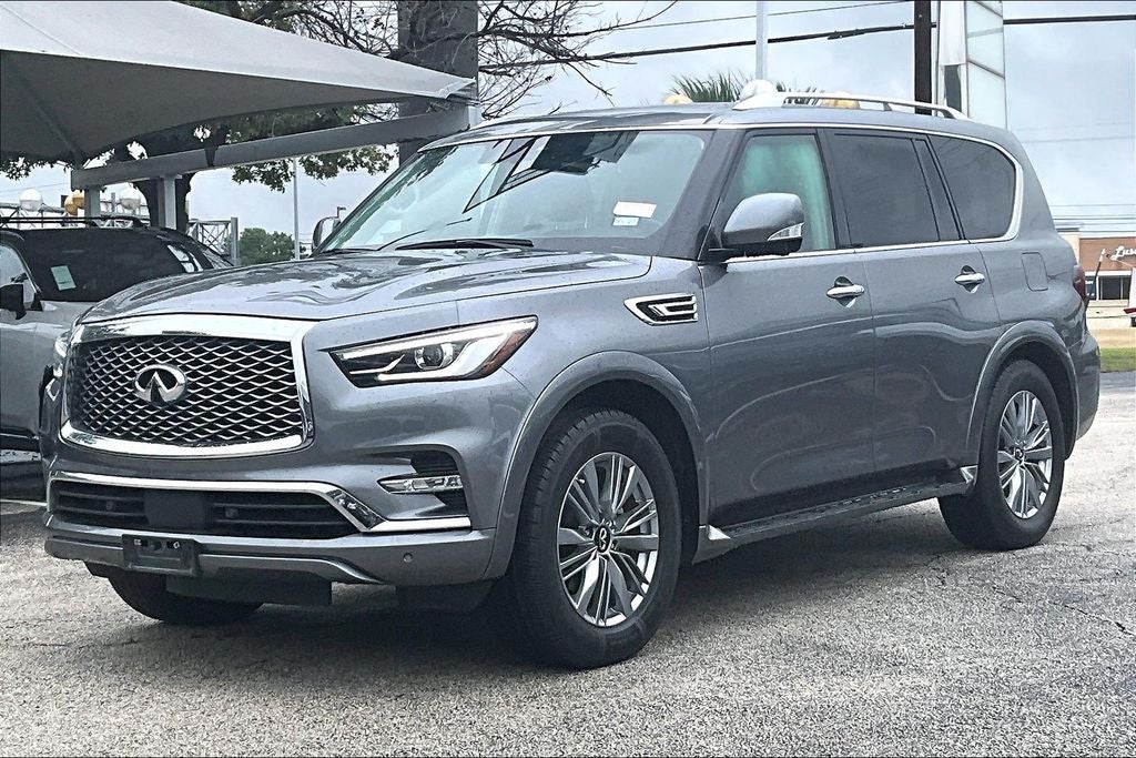 2021 INFINITI QX80 LUXE