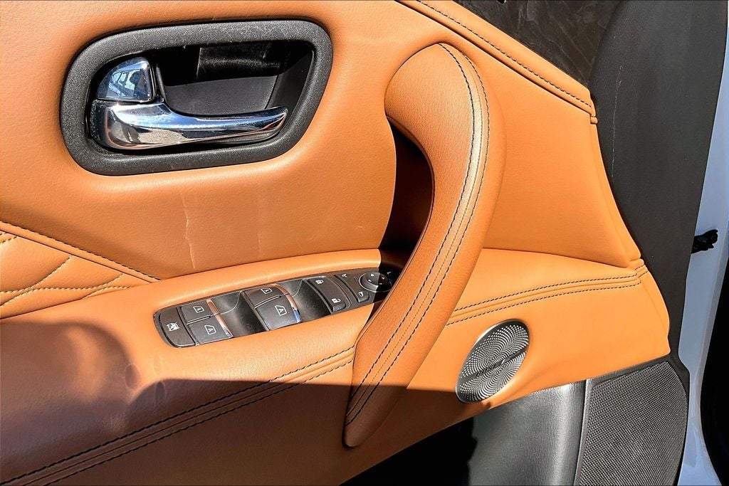 2024 INFINITI QX80 Sensory
