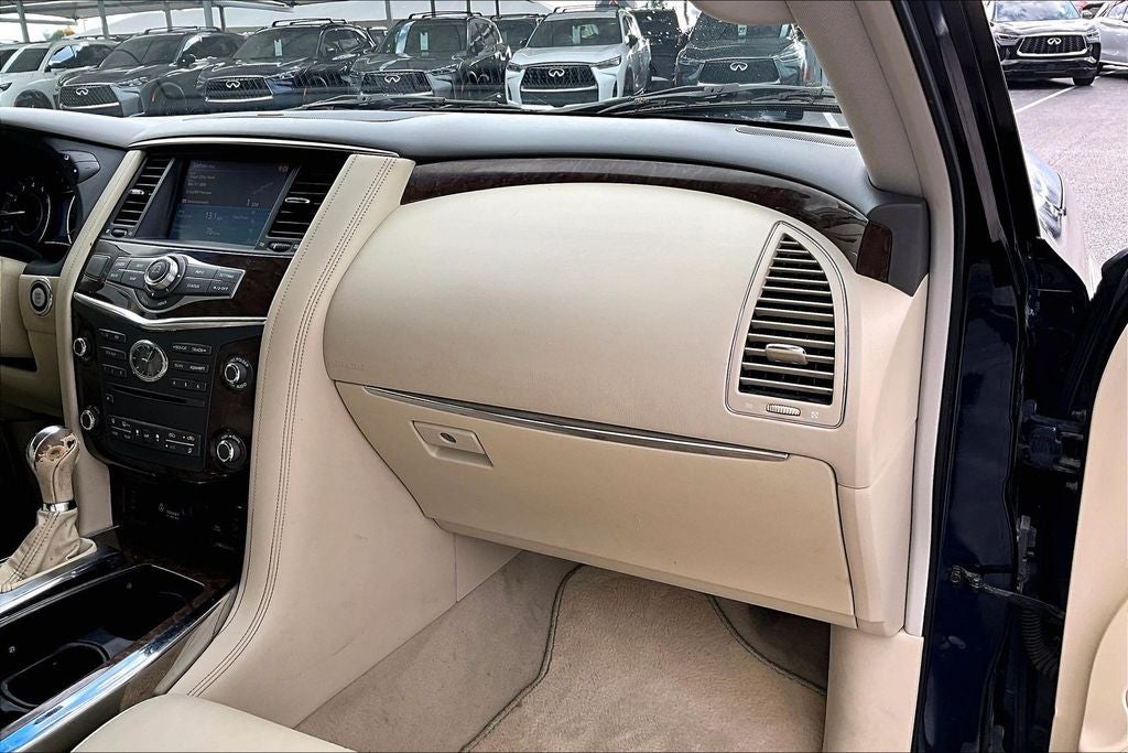 2016 INFINITI QX80 Base