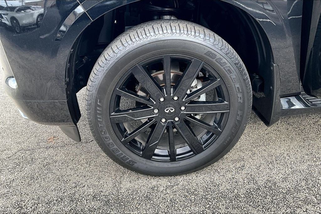 2025 INFINITI QX80 PURE