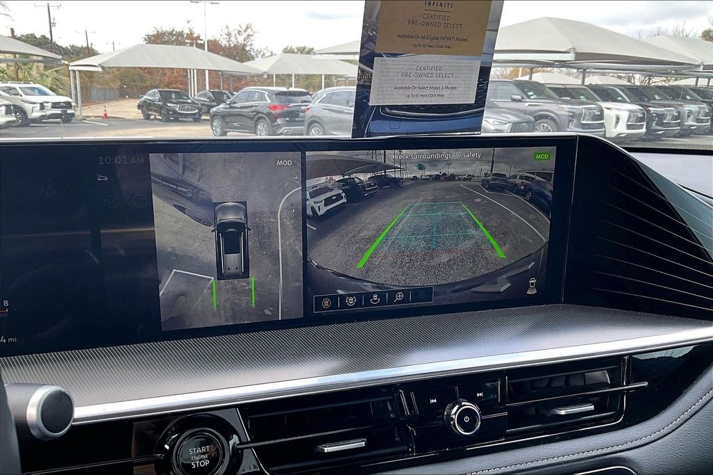 2025 INFINITI QX80 PURE