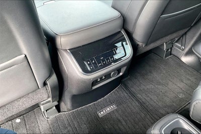 2025 INFINITI QX80 PURE