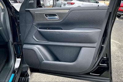 2025 INFINITI QX80 PURE