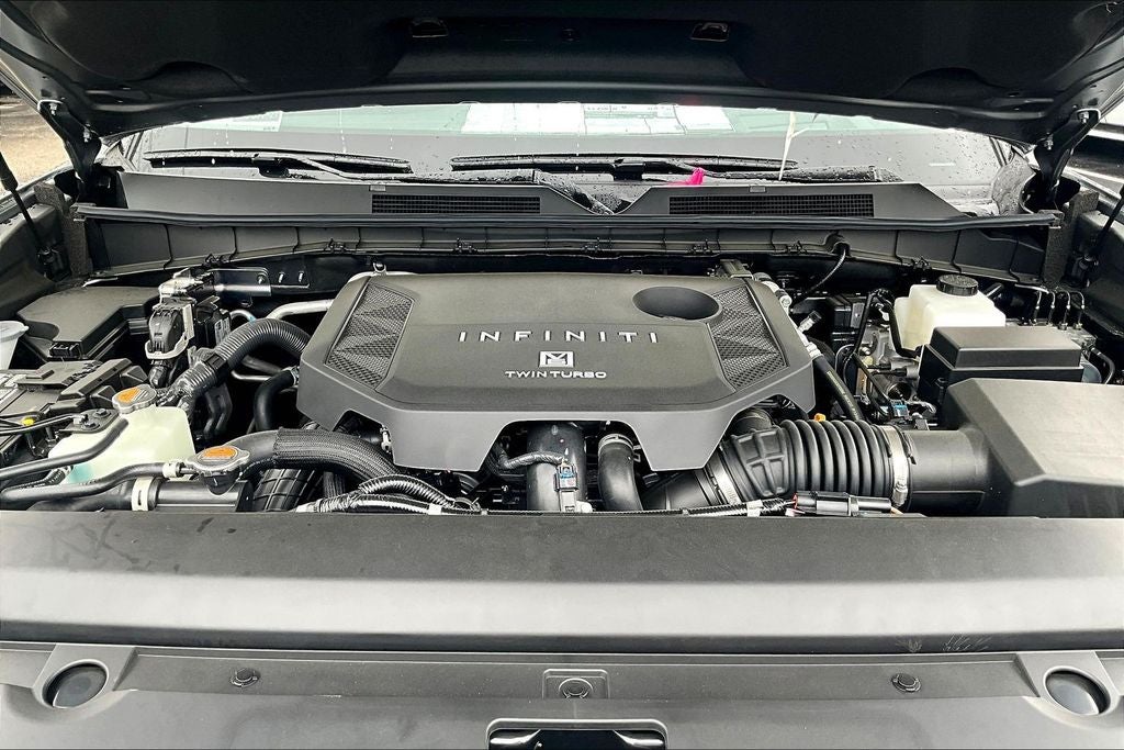 2026 INFINITI QX80 LUXE